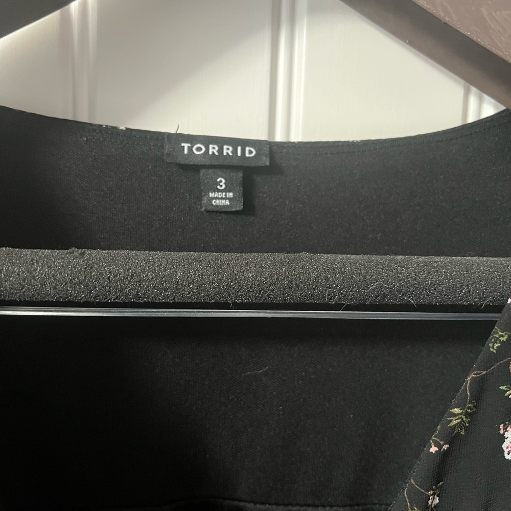 Torrid Wrap Ruffle Dress 3 - Picture 3 of 4